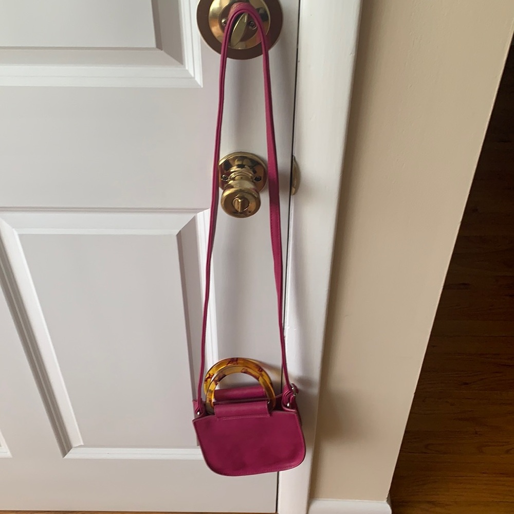 Small shoulder bag